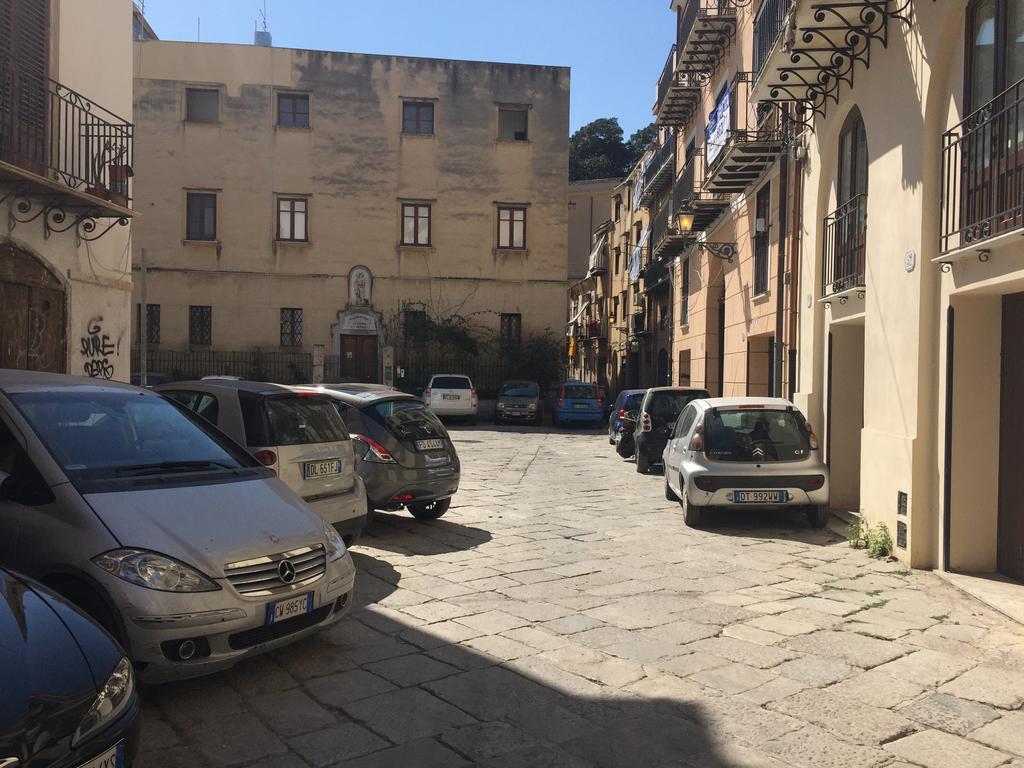פלרמו Appartamentino Al Massimo מראה חיצוני תמונה